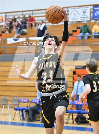 Thumbnail 2 in Thunderbird vs. Salpointe Catholic (AIA 4A Round 1 Playoff) photogallery.