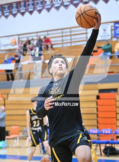 Thumbnail 2 in Thunderbird vs. Salpointe Catholic (AIA 4A Round 1 Playoff) photogallery.