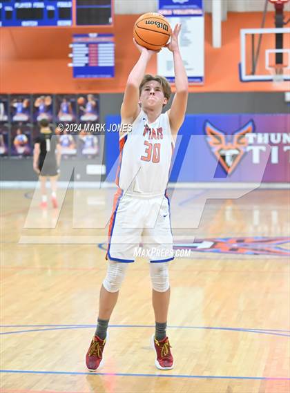 Thumbnail 2 in Thunderbird vs. Salpointe Catholic (AIA 4A Round 1 Playoff) photogallery.
