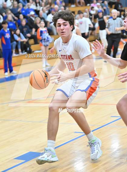 Thumbnail 1 in Thunderbird vs. Salpointe Catholic (AIA 4A Round 1 Playoff) photogallery.