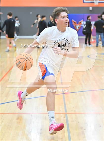 Thumbnail 1 in Thunderbird vs. Salpointe Catholic (AIA 4A Round 1 Playoff) photogallery.
