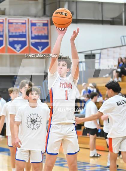 Thumbnail 3 in Thunderbird vs. Salpointe Catholic (AIA 4A Round 1 Playoff) photogallery.