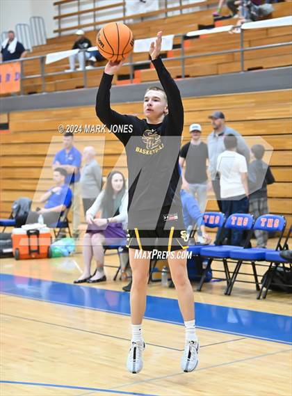 Thumbnail 2 in Thunderbird vs. Salpointe Catholic (AIA 4A Round 1 Playoff) photogallery.