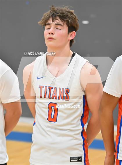 Thumbnail 3 in Thunderbird vs. Salpointe Catholic (AIA 4A Round 1 Playoff) photogallery.