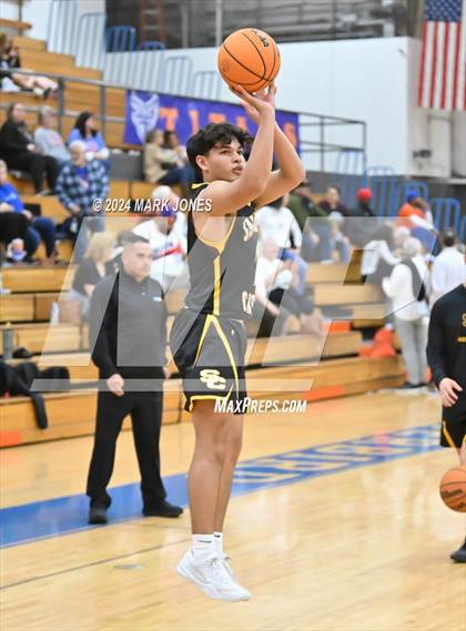 Thumbnail 1 in Thunderbird vs. Salpointe Catholic (AIA 4A Round 1 Playoff) photogallery.