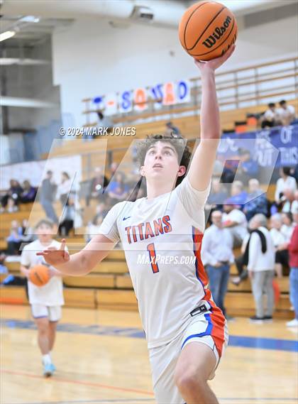 Thumbnail 1 in Thunderbird vs. Salpointe Catholic (AIA 4A Round 1 Playoff) photogallery.