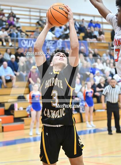 Thumbnail 1 in Thunderbird vs. Salpointe Catholic (AIA 4A Round 1 Playoff) photogallery.