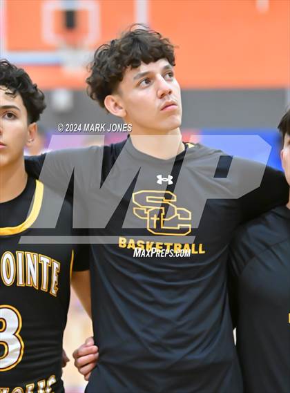 Thumbnail 1 in Thunderbird vs. Salpointe Catholic (AIA 4A Round 1 Playoff) photogallery.