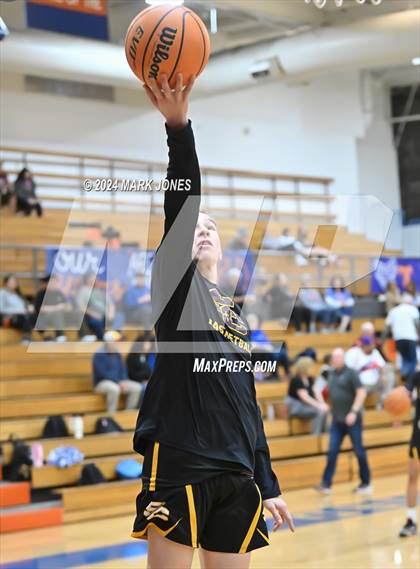 Thumbnail 3 in Thunderbird vs. Salpointe Catholic (AIA 4A Round 1 Playoff) photogallery.