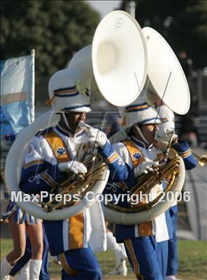 Thumbnail 2 in Crenshaw @ Locke photogallery.