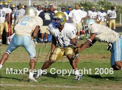 Thumbnail 1 in Crenshaw @ Locke photogallery.