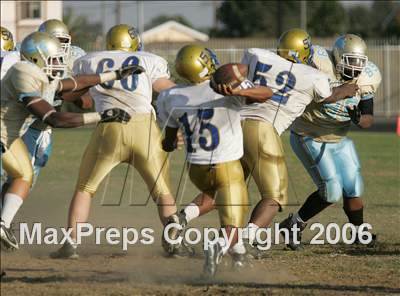 Thumbnail 3 in Crenshaw @ Locke photogallery.
