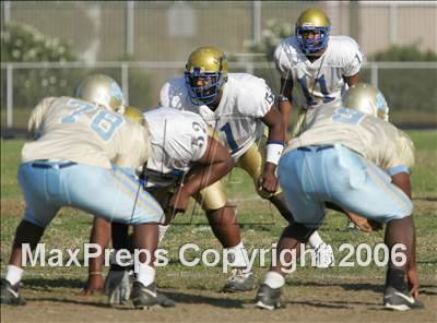 Thumbnail 3 in Crenshaw @ Locke photogallery.