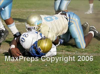 Thumbnail 3 in Crenshaw @ Locke photogallery.