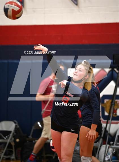 Thumbnail 2 in Mountain View @ Coronado (Durango Fall Classic) photogallery.
