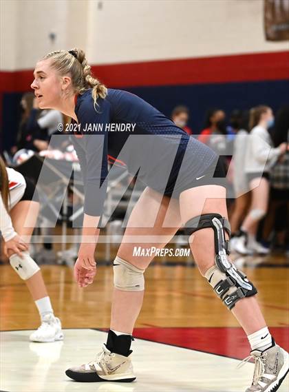 Thumbnail 3 in Mountain View @ Coronado (Durango Fall Classic) photogallery.