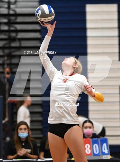Thumbnail 1 in Mountain View @ Coronado (Durango Fall Classic) photogallery.