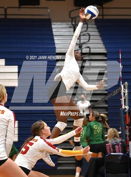 Thumbnail 2 in Mountain View @ Coronado (Durango Fall Classic) photogallery.