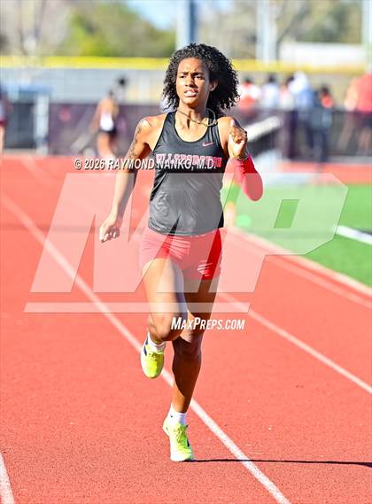 Thumbnail 2 in Pirate Booty Invitational (200 Meter) photogallery.