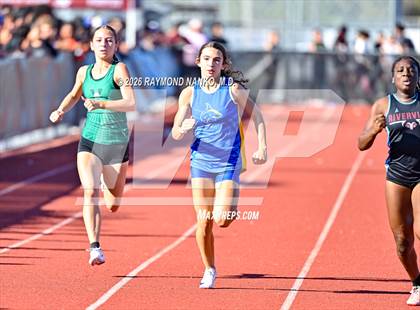 Thumbnail 1 in Pirate Booty Invitational (200 Meter) photogallery.