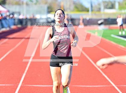 Thumbnail 2 in Pirate Booty Invitational (200 Meter) photogallery.