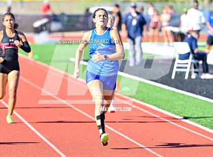 Thumbnail 2 in Pirate Booty Invitational (200 Meter) photogallery.