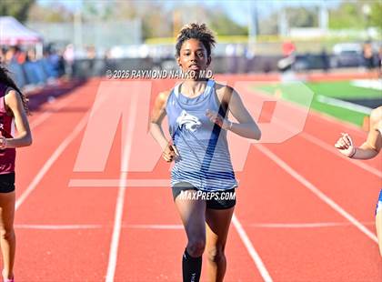 Thumbnail 2 in Pirate Booty Invitational (200 Meter) photogallery.