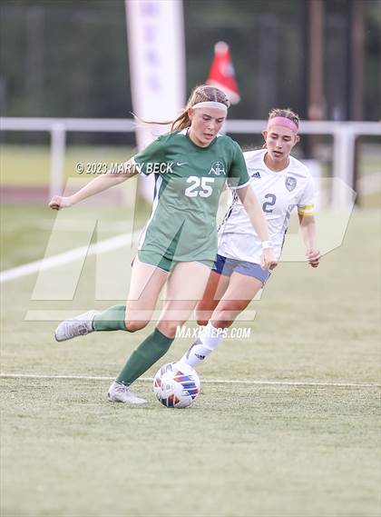 Thumbnail 2 in Nerinx Hall v Liberty North (MSHSAA Class 4 State Championship) photogallery.