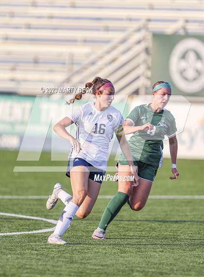 Thumbnail 1 in Nerinx Hall v Liberty North (MSHSAA Class 4 State Championship) photogallery.