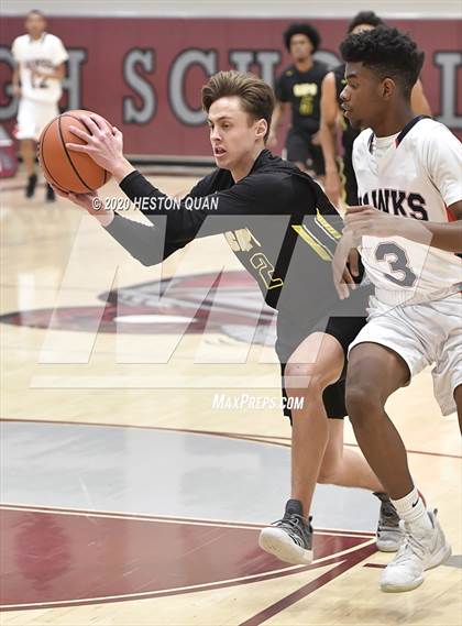 Thumbnail 1 in Capistrano Valley vs. Citrus Hill (Rancho Mirage Holiday Invitational) photogallery.