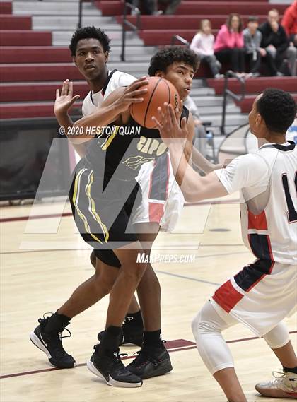 Thumbnail 2 in Capistrano Valley vs. Citrus Hill (Rancho Mirage Holiday Invitational) photogallery.