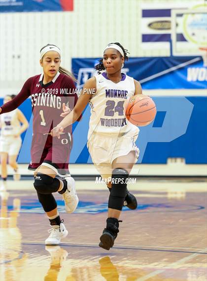 Thumbnail 1 in Ossining vs. Monroe-Woodbury (NYSPHSAA Class AA Regional Final) photogallery.