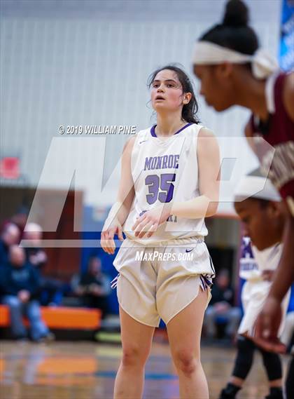 Thumbnail 3 in Ossining vs. Monroe-Woodbury (NYSPHSAA Class AA Regional Final) photogallery.