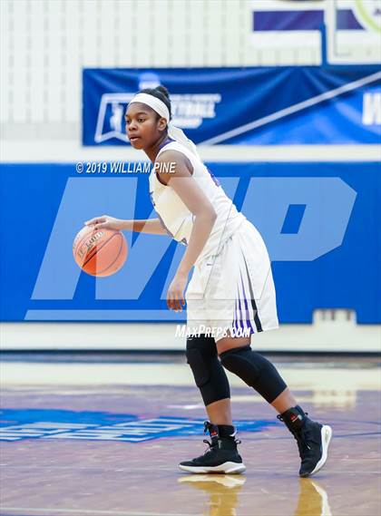 Thumbnail 3 in Ossining vs. Monroe-Woodbury (NYSPHSAA Class AA Regional Final) photogallery.