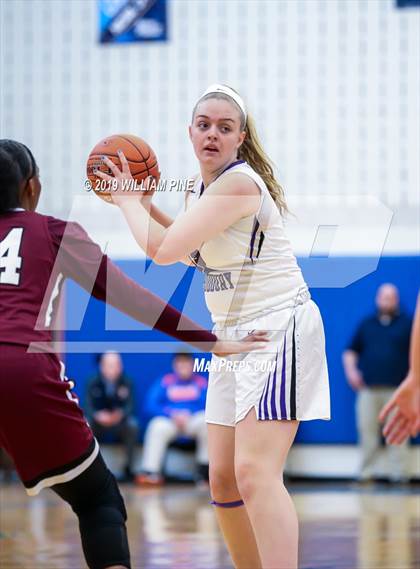 Thumbnail 1 in Ossining vs. Monroe-Woodbury (NYSPHSAA Class AA Regional Final) photogallery.