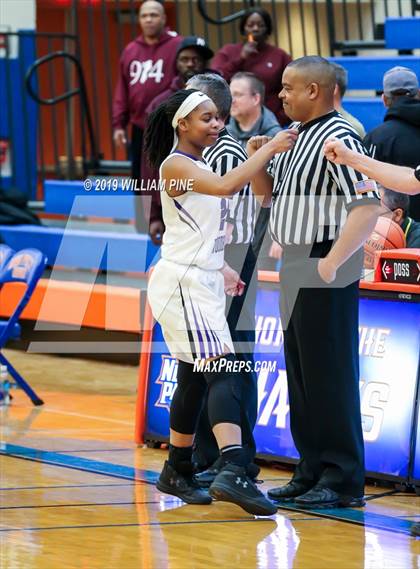 Thumbnail 1 in Ossining vs. Monroe-Woodbury (NYSPHSAA Class AA Regional Final) photogallery.