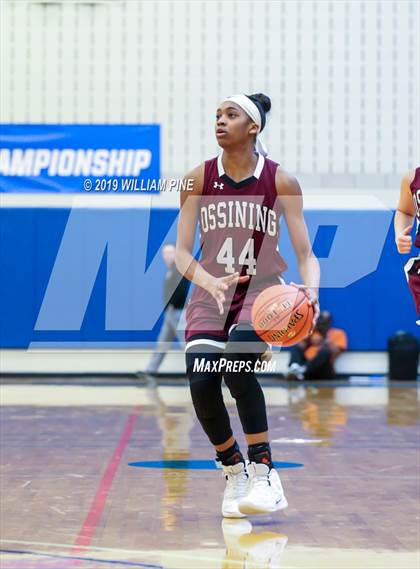 Thumbnail 2 in Ossining vs. Monroe-Woodbury (NYSPHSAA Class AA Regional Final) photogallery.