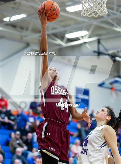 Thumbnail 3 in Ossining vs. Monroe-Woodbury (NYSPHSAA Class AA Regional Final) photogallery.