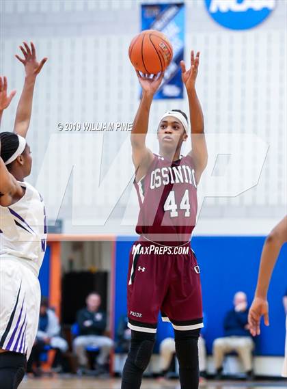 Thumbnail 1 in Ossining vs. Monroe-Woodbury (NYSPHSAA Class AA Regional Final) photogallery.