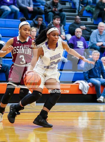 Thumbnail 3 in Ossining vs. Monroe-Woodbury (NYSPHSAA Class AA Regional Final) photogallery.