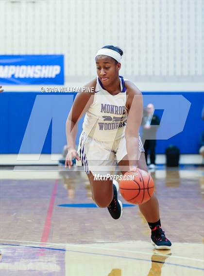 Thumbnail 3 in Ossining vs. Monroe-Woodbury (NYSPHSAA Class AA Regional Final) photogallery.