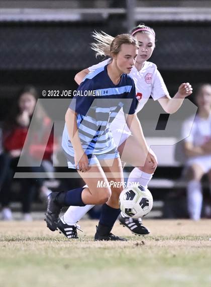 Thumbnail 2 in Lee vs Johnson photogallery.