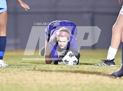 Thumbnail 1 in Lee vs Johnson photogallery.