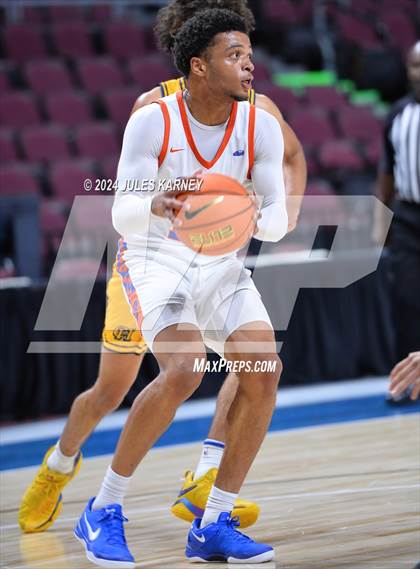 Thumbnail 1 in Campbell Hall vs Rainer Beach (Tarkanian Classic) photogallery.