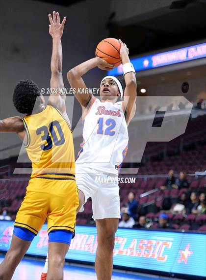 Thumbnail 3 in Campbell Hall vs Rainer Beach (Tarkanian Classic) photogallery.
