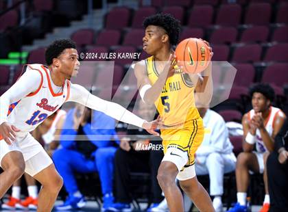 Thumbnail 3 in Campbell Hall vs Rainer Beach (Tarkanian Classic) photogallery.