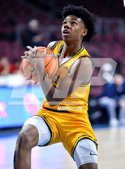 Thumbnail 2 in Campbell Hall vs Rainer Beach (Tarkanian Classic) photogallery.