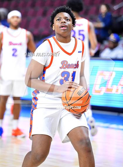 Thumbnail 2 in Campbell Hall vs Rainer Beach (Tarkanian Classic) photogallery.