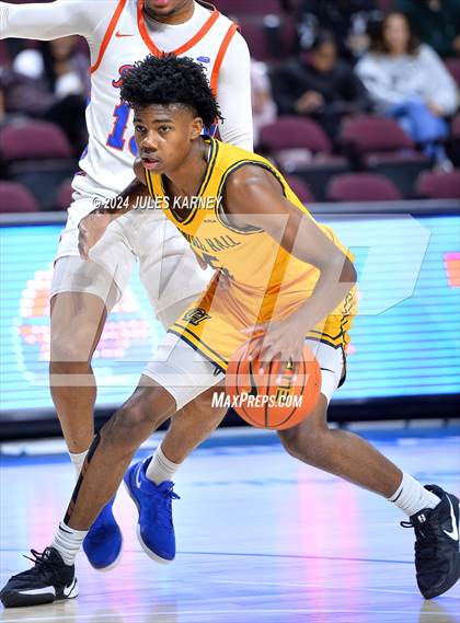 Thumbnail 3 in Campbell Hall vs Rainer Beach (Tarkanian Classic) photogallery.