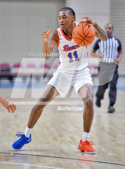 Thumbnail 1 in Campbell Hall vs Rainer Beach (Tarkanian Classic) photogallery.